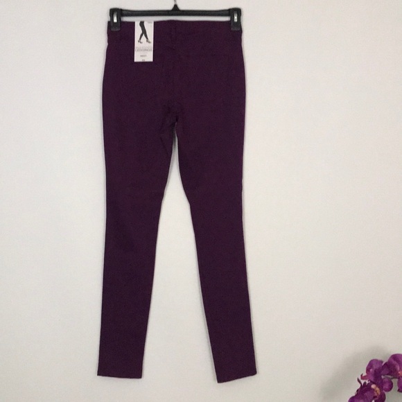 JCPenney Mixit Back Pocket Leggings - Picture 4 of 9
